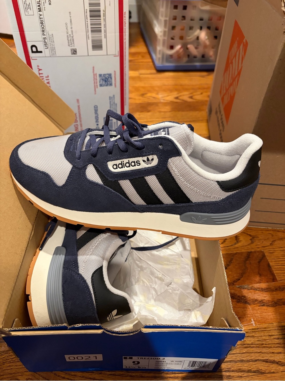 adidas Men's Treziod 2 9M Navy and Gray Retro Runner Sneakers